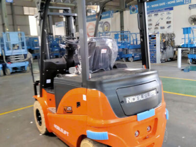 xe nang hang noblelift 12